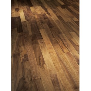 Parador Parkett 3060 Living Walnuss Schiffsboden, matte Oberfläche, natürliche Holzstruktur.