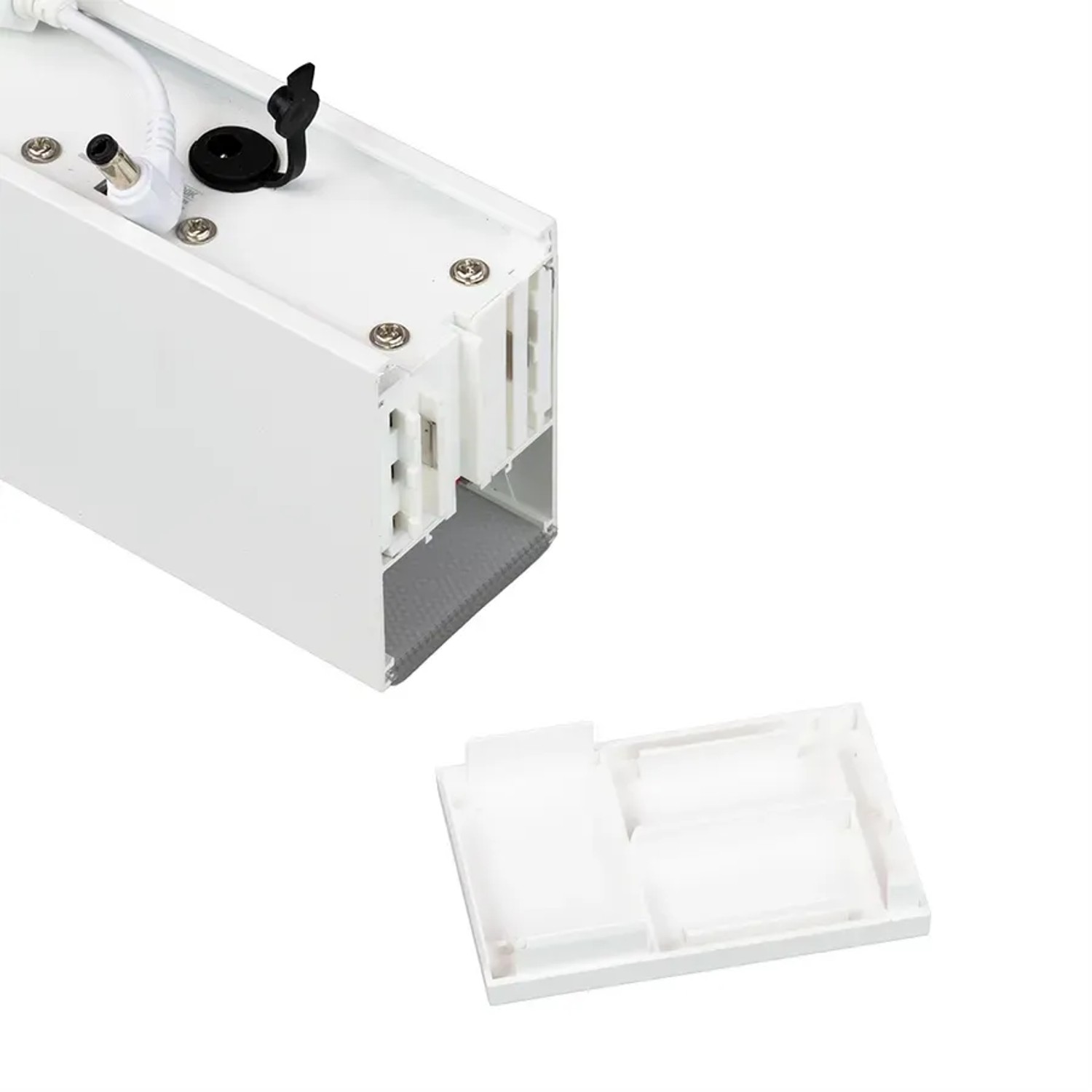 Detailaufnahme der LUXULA LED Büroleuchte (weiß) mit geöffnetem Batteriefach. Ideal für Schreibtisch & Büro.