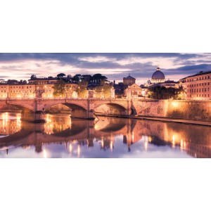 Komar Fototapete Romantico: Abendliche Ansicht der Engelsbrücke in Rom mit Spiegelung im Wasser.