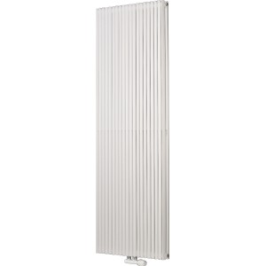 Weißer Ximax Raumheizkörper Triton Duplex 1800x450 mm mit Mittenanschluss und vertikalen Profilen.