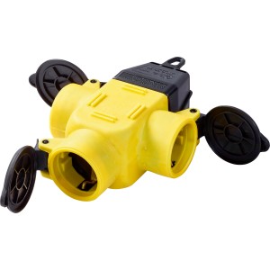 Gelb-schwarze 3-fach Schutzkontakt Kupplung für den Außenbereich, spritzwassergeschützt.