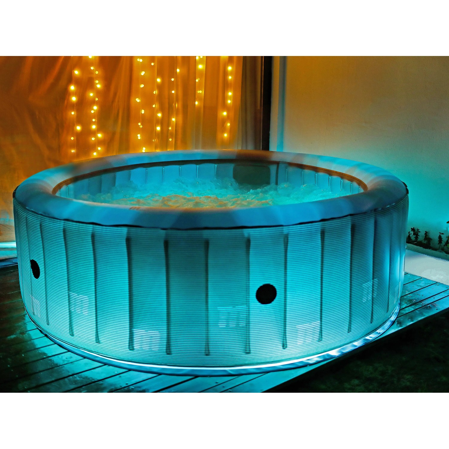 MSpa Comfort Starry AirJet: Aufblasbarer Whirlpool mit blauer LED-Beleuchtung für Hydromassage.