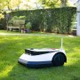 ECOVACS GOAT G1 Mähroboter auf Rasen. Drahtloser Rasenmäher Roboter für bis zu 1600 m².