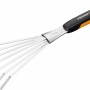 Fiskars Xact Hand-Fächerbesen mit 7 Zinken für Laub und Gartenabfälle.