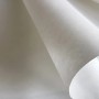 Weiße, glatte PROFHOME Renoviervlies Tapete (6 Rollen, 112,5 m²). Ideal zum Überstreichen.