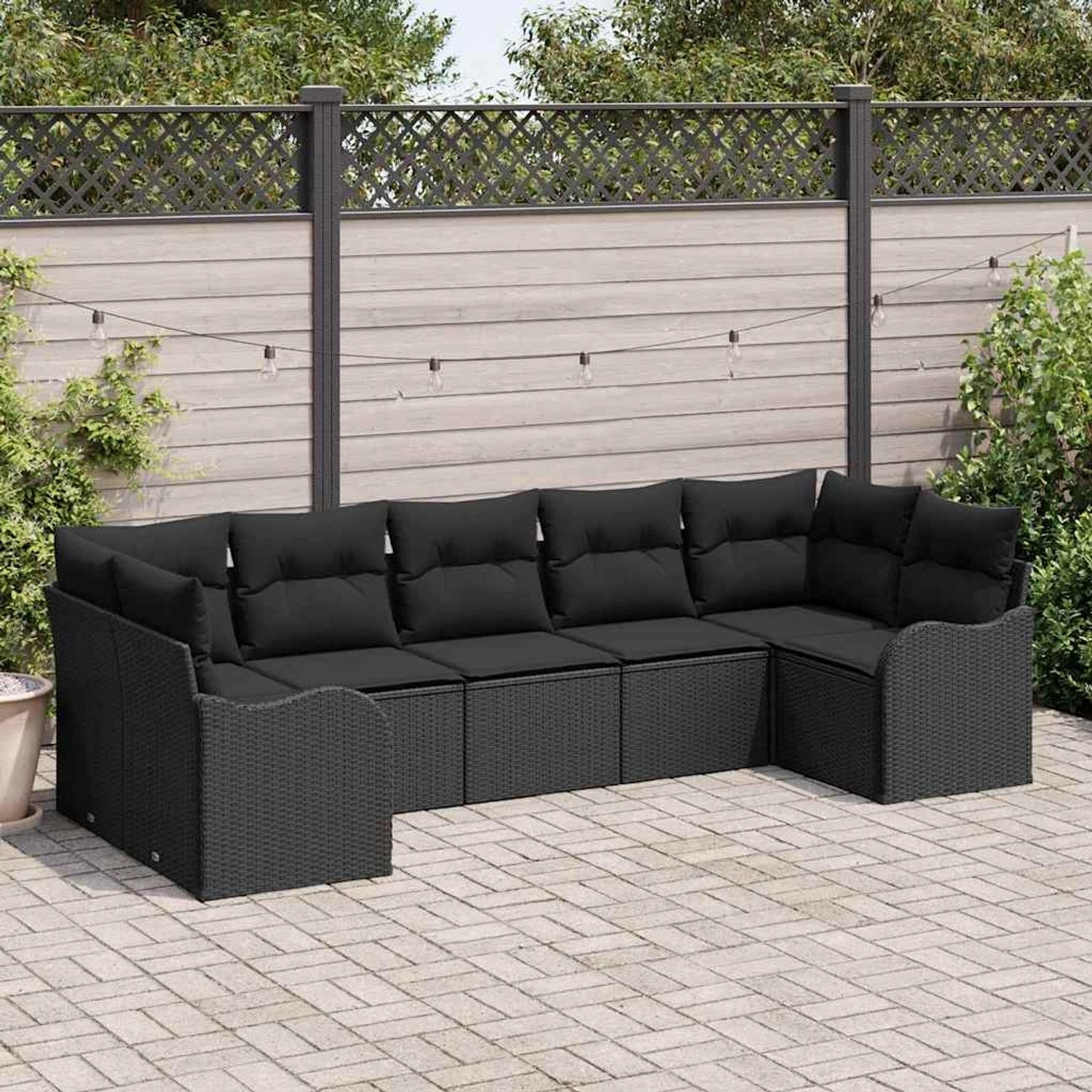 Schwarzes 7-teiliges Garten-Sofa-Set aus Poly Rattan mit Kissen von vidaXL.