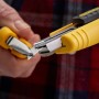 Stanley FatMax Cuttermesser 18mm, gelb-schwarz, mit Klingenwechsel und Abbrechklingen.