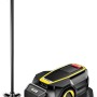 Kärcher RCX 4 Mähroboter mit Ladestation und RTK-Antenne für bis zu 1500 m² Rasenfläche.