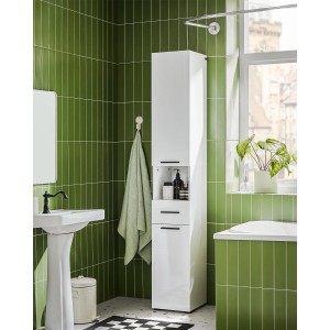 Weißer SoBuy Hochschrank BZR166-W mit 2 Türen und Schublade im Badezimmer.