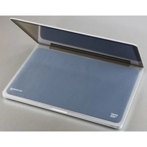 Hama 3in1 Notebook Pad 40cm (15,6 Zoll) in Grau, als Schutz, Reinigungstuch und Mauspad.