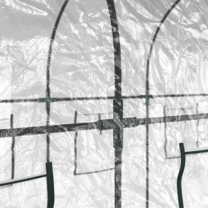 Detailansicht des transparenten furnicato Gewächshauses (160x400x190 cm) mit Stahlrahmen.