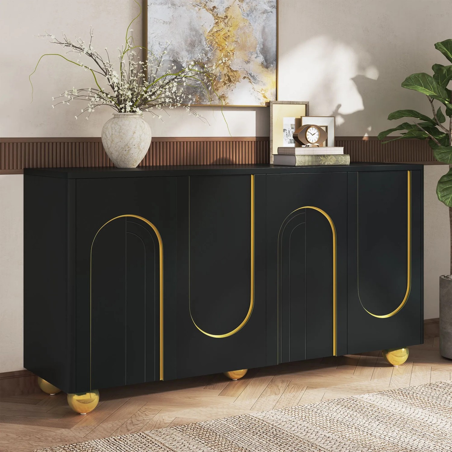 Schwarzes Merax Sideboard mit 4 Türen, goldenen Bogenlinien und kugelförmigen Metallfüßen für Wohnzimmer.