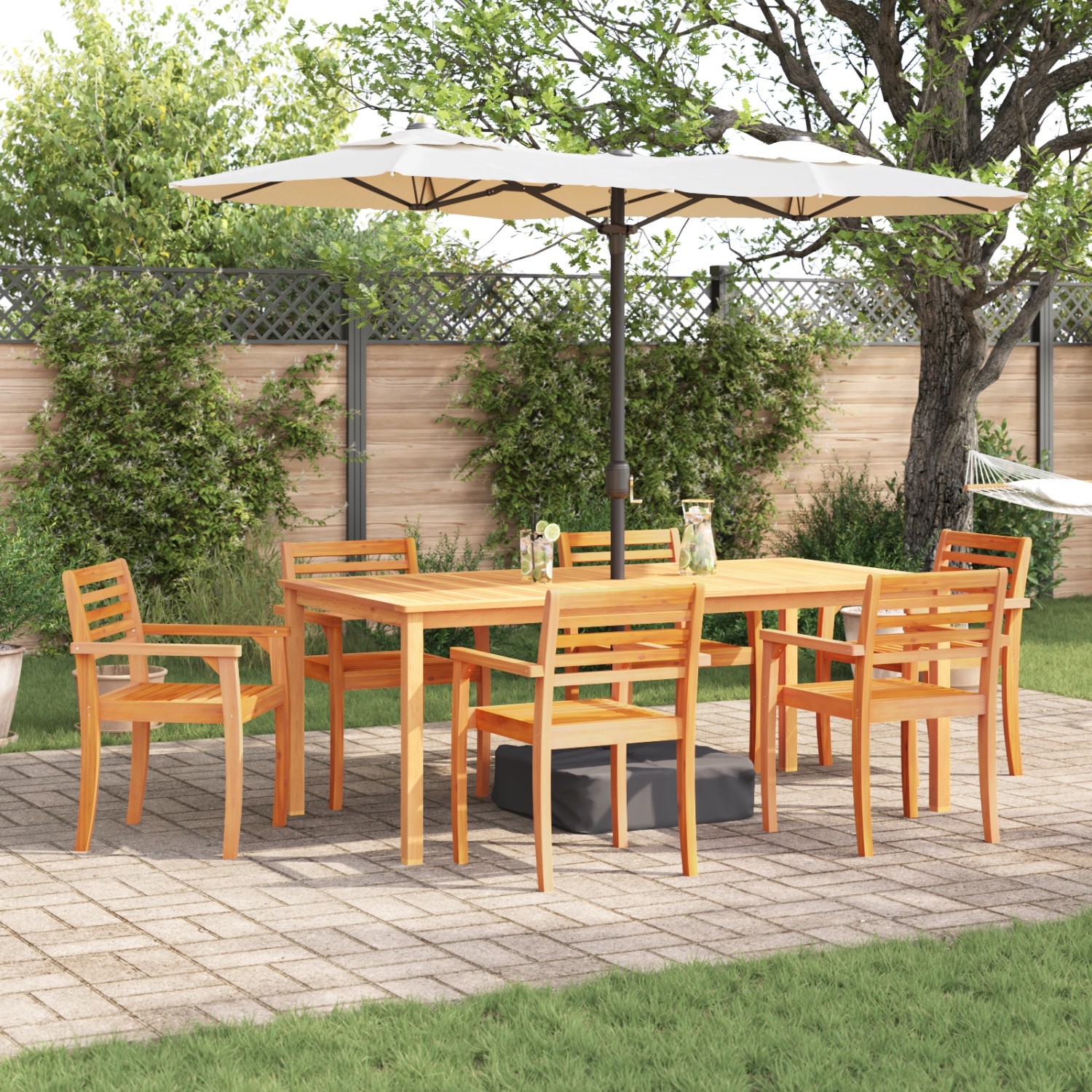 9-tlg. Garten-Essgruppe aus Akazienholz von vidaXL mit Tisch, Stühlen und Sonnenschirm auf Terrasse.