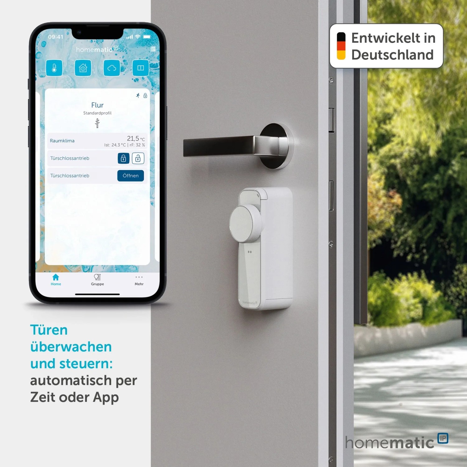 Homematic IP Türschlossantrieb pro mit Smartphone-App und montiertem Schlossantrieb.