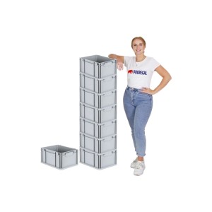 PROREGAL Spar Set: 8 graue Euroboxen mit gelben Verschlüssen, 20 Liter, gestapelt.