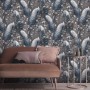 Erismann Vliestapete Play of Light Pavo Schwarz mit Pfauenmuster.