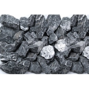 Schwarz-weißer Marmorbruch (25-50mm) im Big-Bag (1000kg) für Zierkies- und Splitt Anwendungen.