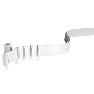 Weiße, flexible Gardinia Vorhangschiene Flexline (700 cm) mit Zubehör.