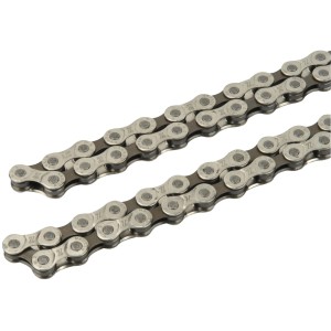 Fahrradkette, silbern, für Fahrräder. Detailaufnahme der Glieder.