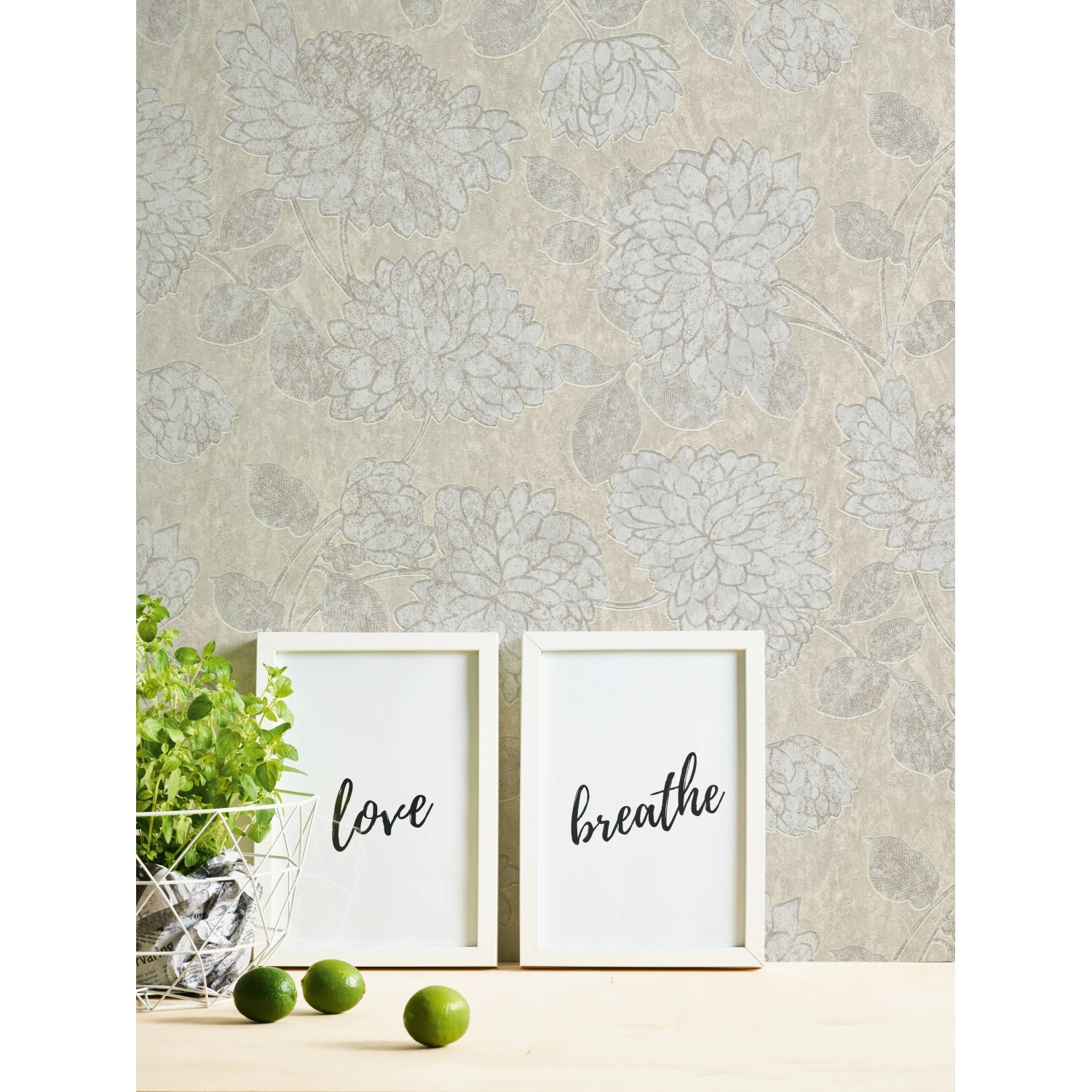 A.S. Création Vliestapete mit Blumenmuster in Beige und Weiß für eine stilvolle Wandgestaltung.