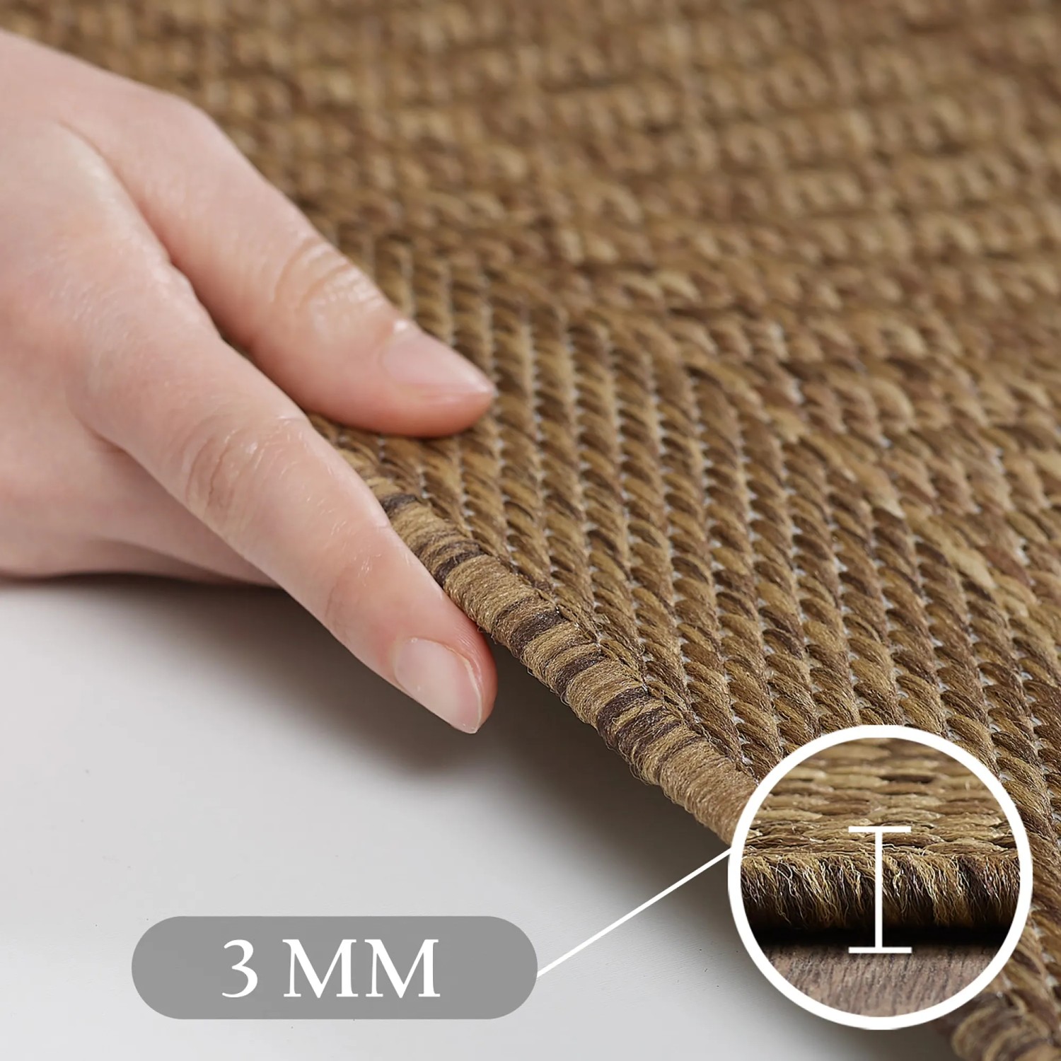 Detailaufnahme: Brauner Ayyildiz Outdoor-Teppich Giza, Sisal-Optik, 3 mm Florhöhe.