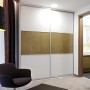 Goldenes WALLFACE Leder Wandpaneel Leguan Dekor, 260x100 cm, als Wandverkleidung.