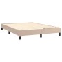 Boxspringbett-Rahmen in Cappuccino-Braun mit Lattenrost und schwarzen Füßen.