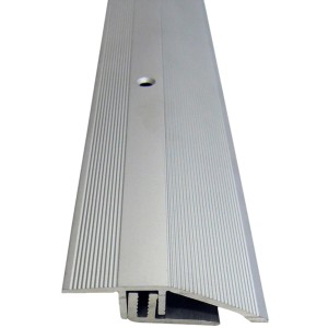 Silbernes Ausgleichsprofil für Laminat & Parkett, 45 mm breit und 900 mm lang.