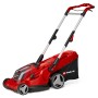 Roter Einhell Akku-Rasenmäher Rasarro 36/40 mit Fangkorb und silbernem Holm.