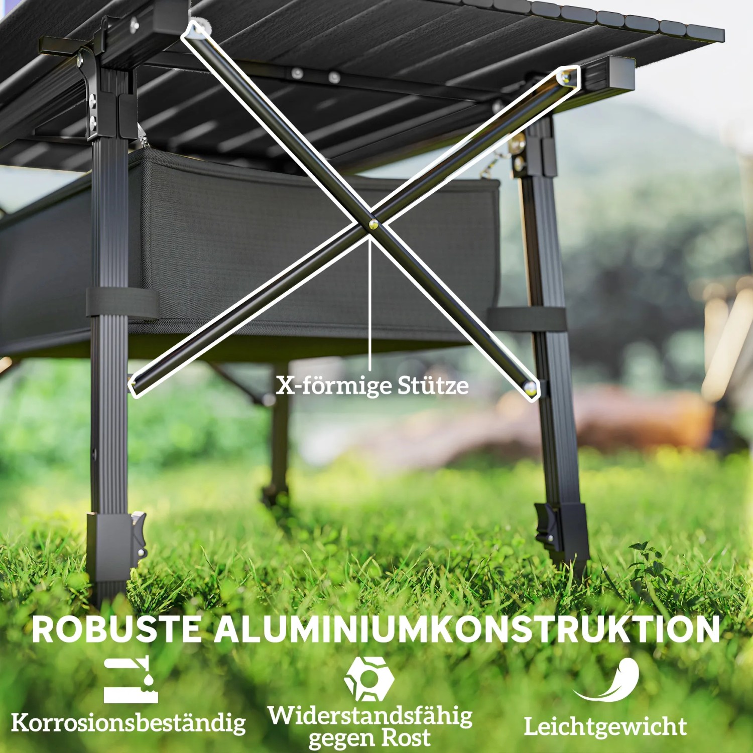 Schwarzer Outsunny Campingtisch aus Aluminium mit Stoffkorb und X-förmiger Stütze.