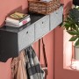 Schwarze Wandgarderobe mit 3 Körben und 5 Haken. Holzgarderobe für Flur, Bad oder Küche.