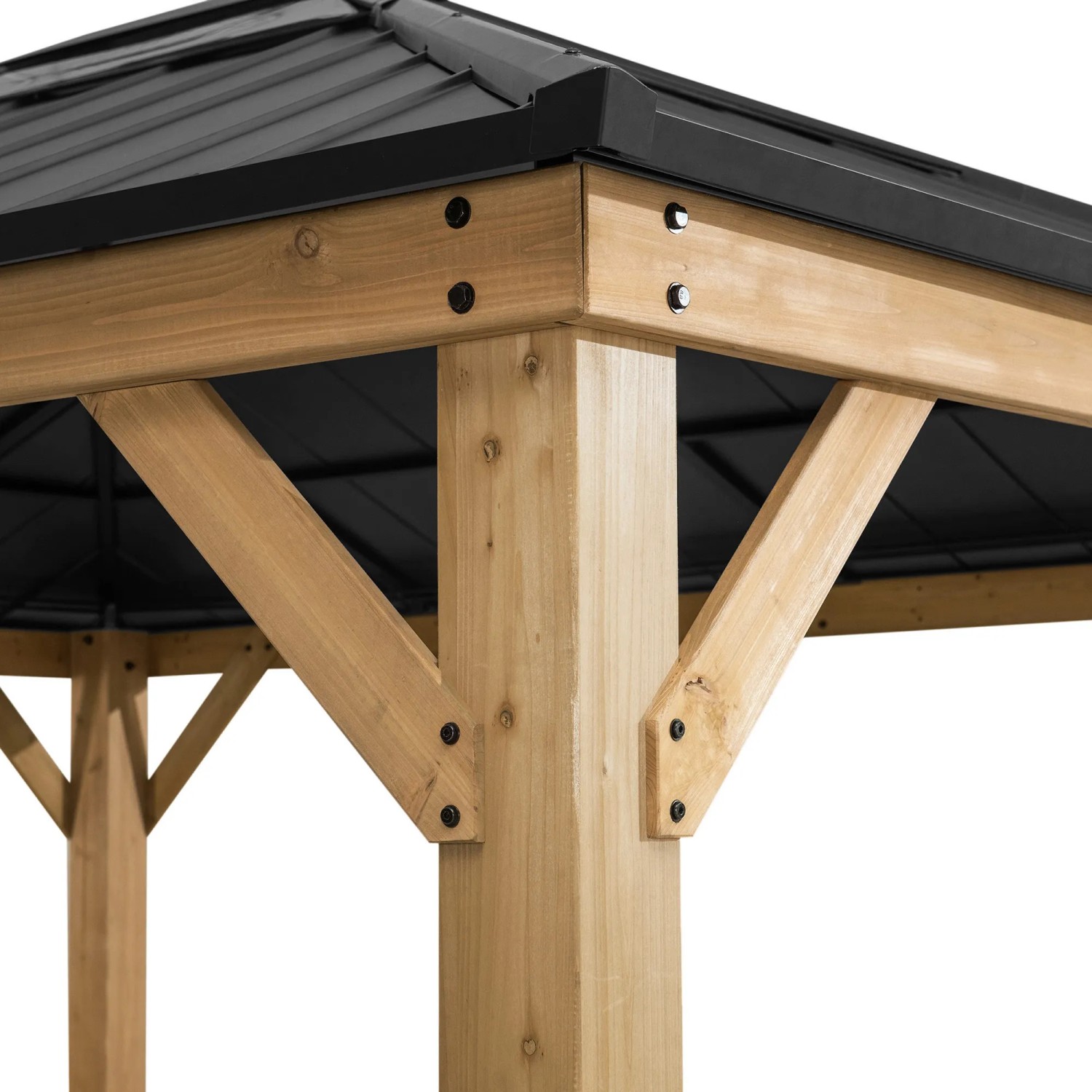 Detailansicht des Sunjoy Gazebo Ernir: Zedernholz-Rahmen und anthrazitfarbenes Dach.