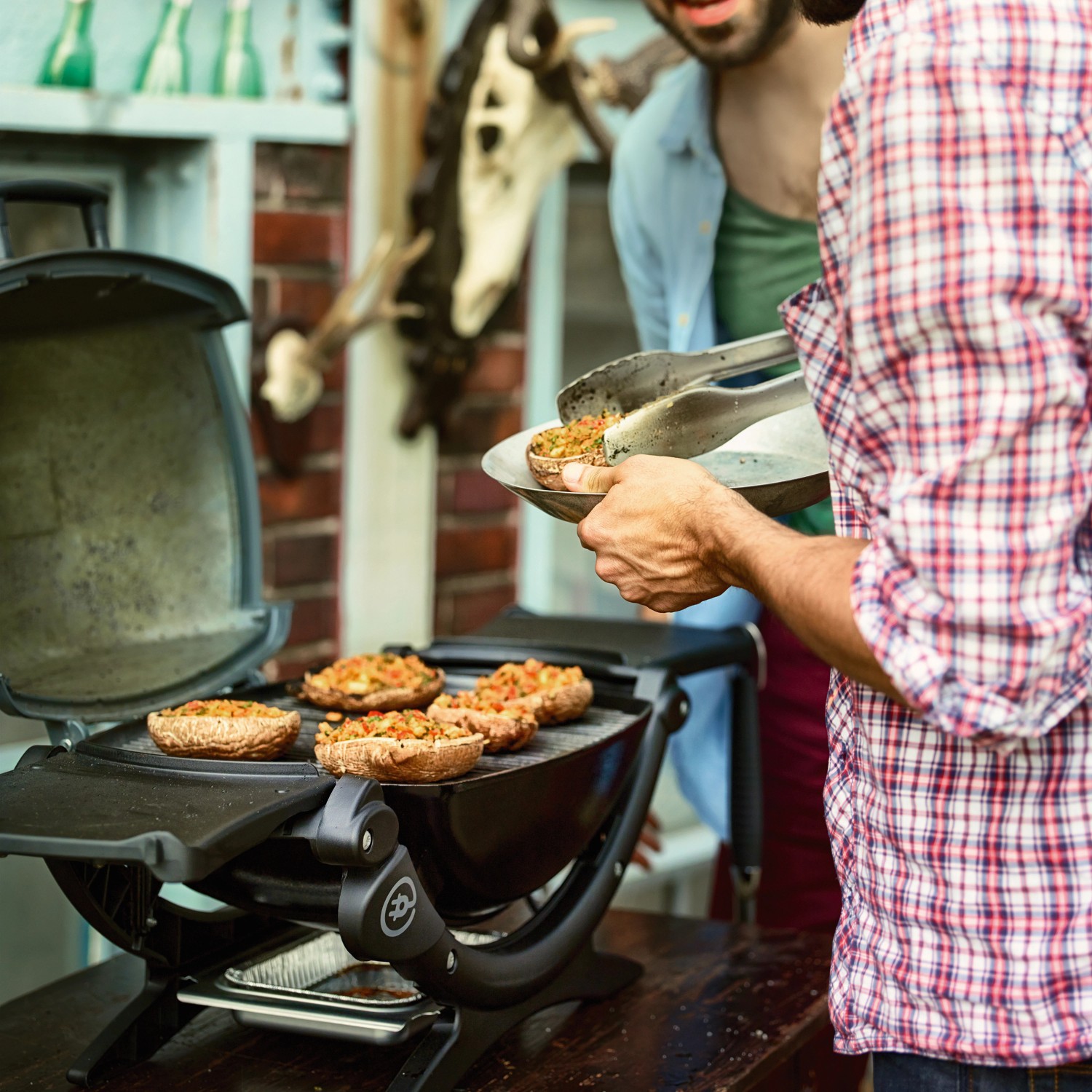 Weber Elektro-Standgrill Q1400 2.200 W bei OBI