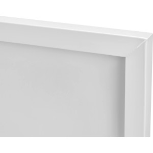 Detailansicht der weißen Magnettafel (60x40 cm) mit Rahmen. Ideal als Pinnwand und Memoboard.