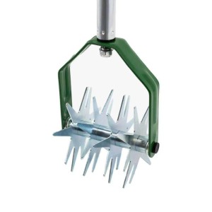 Galaflor Handkultivator mit Stahl-Sternmessern und Aluminiumstiel zur Bodenbearbeitung.