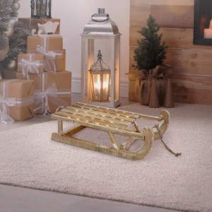 Deko-Schlitten aus Holz (50,5 cm) in Braun/Natur mit LED-Beleuchtung für die Weihnachtsdekoration.