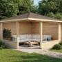Unbehandeltes Alpholz Gartenhaus Maik-40 mit Spitzdach und Anbaudach im Garten.