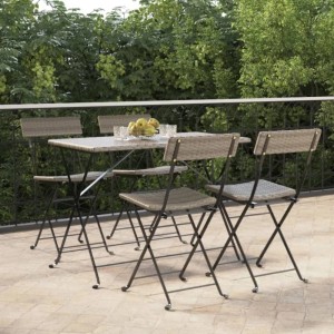 Graue vidaXL Bistrostühle, 4 klappbare Gartenstühle aus Poly Rattan und Stahl.