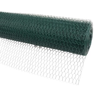 Grüner Maschendrahtzaun (Sechseckgeflecht) auf Rolle, Drahtstärke 0,9 mm, Maschenweite 13 mm.