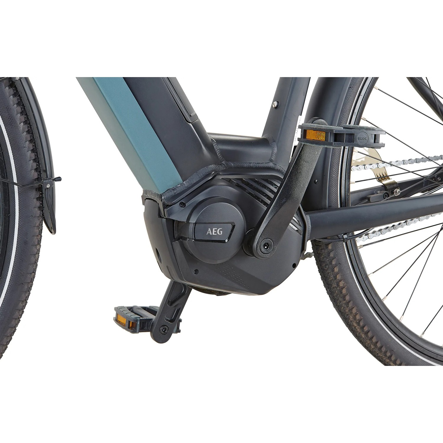 Detailaufnahme: Prophete City E-Bike Geniesser 4.0 mit AEG Mittelmotor und Pedal.