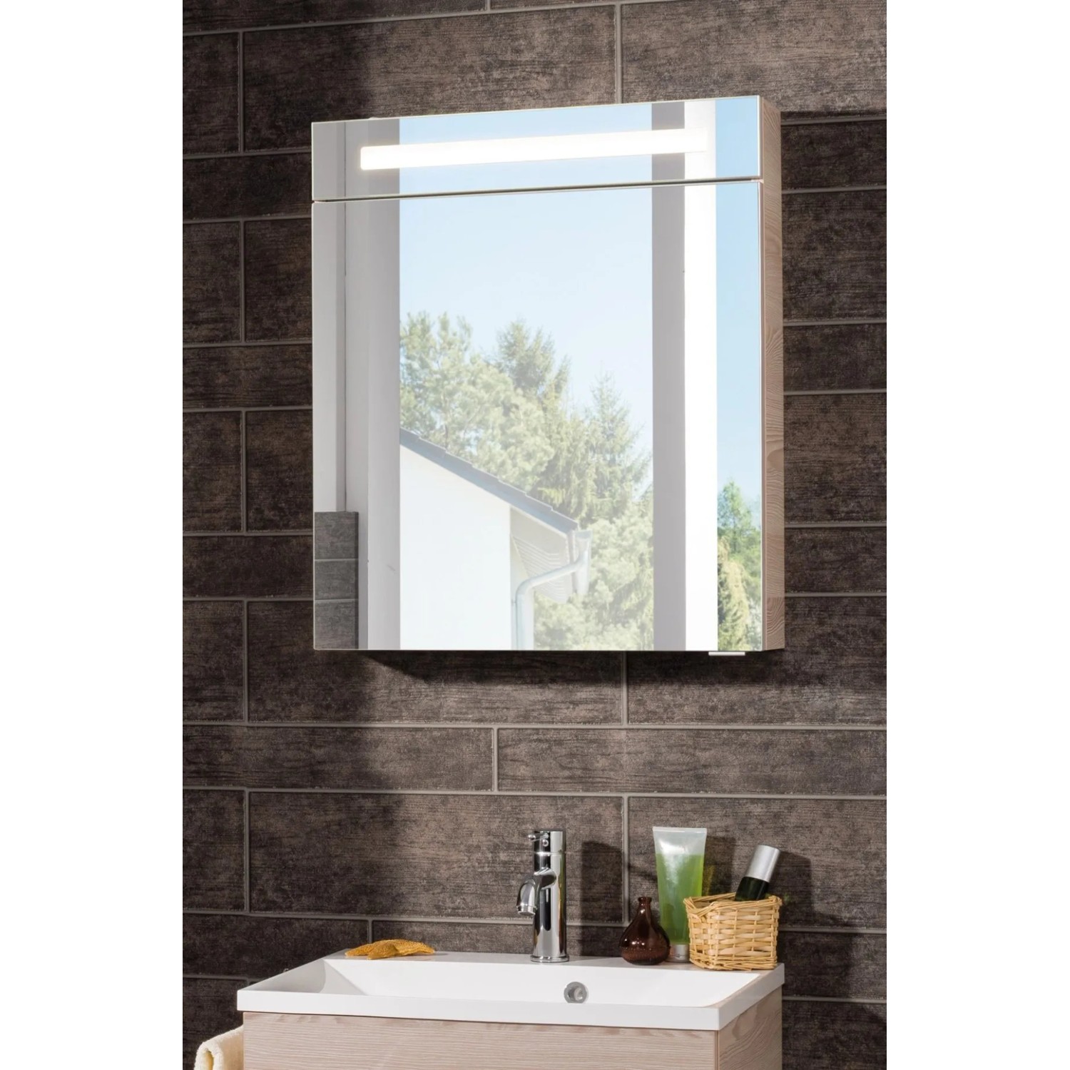 Fackelmann Spiegelschrank B.Clever Alaska Esche 60 cm mit Beleuchtung und Softclose-Türen.