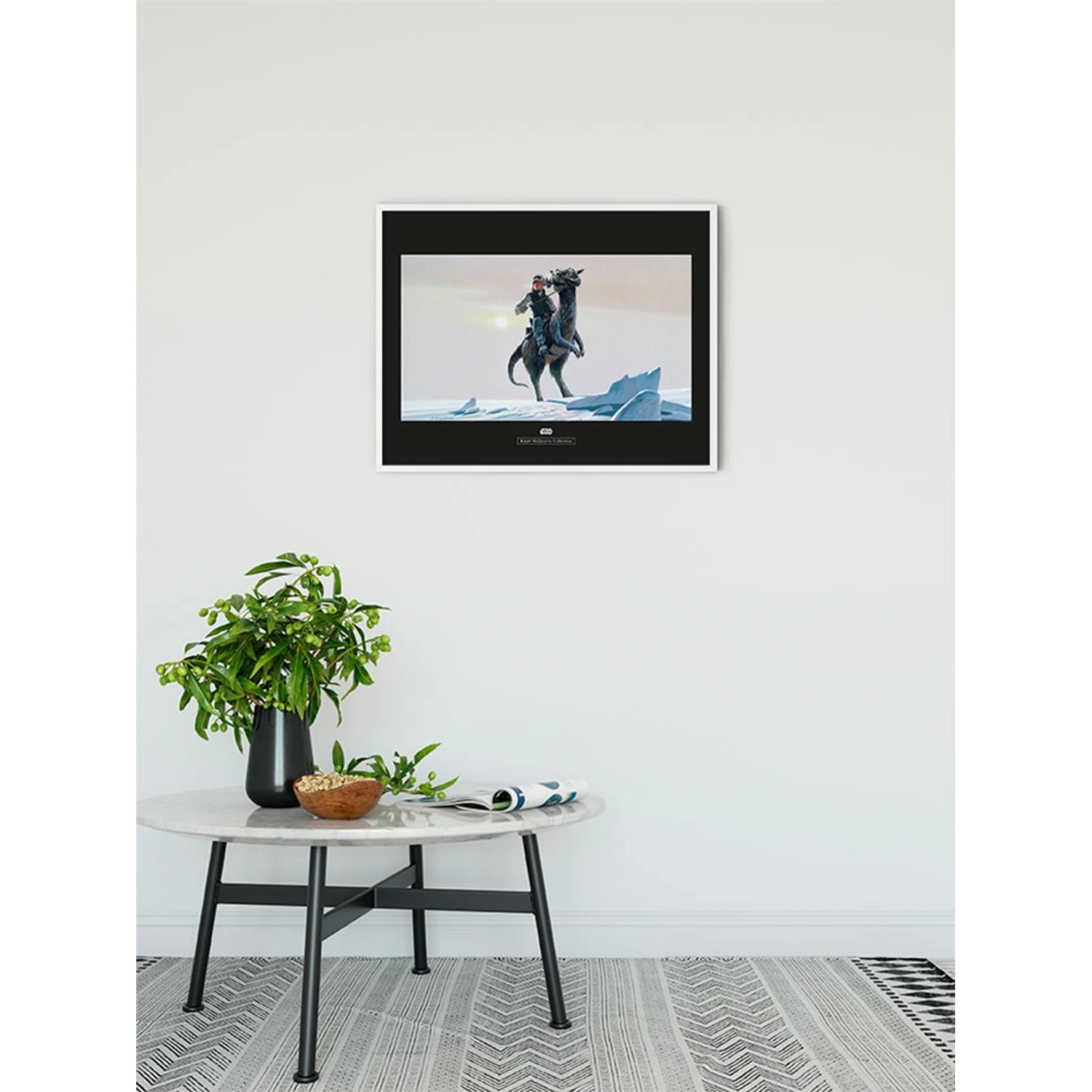 Wandbild Star Wars Tauntaun, 50x40 cm, mit Reiter auf Eislandschaft im weißen Rahmen.