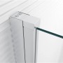 Detailaufnahme: Ecke einer Glaszentrum Hagen Duschkabine (70x70x195cm) mit silbernen Profilen.