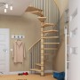 Dolle Spindeltreppe Winnipeg Buche geölt, 14 Stufen, im Wohnraum. Holztreppe mit Metallgeländer.