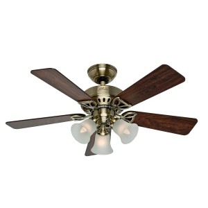 HUNTER Deckenventilator Beacon Hill mit Leuchte, 107 cm, Messing antik, Holzflügel