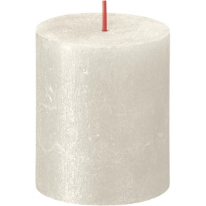 Elfenbeinfarbene Bolsius Rustik-Kerze Shimmer, 80/68 mm, mit Metallic-Effekt.
