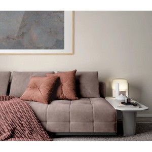 Wohnszene mit Erismann Vliestapete Melissa Elin Elfenbein an der Wand.