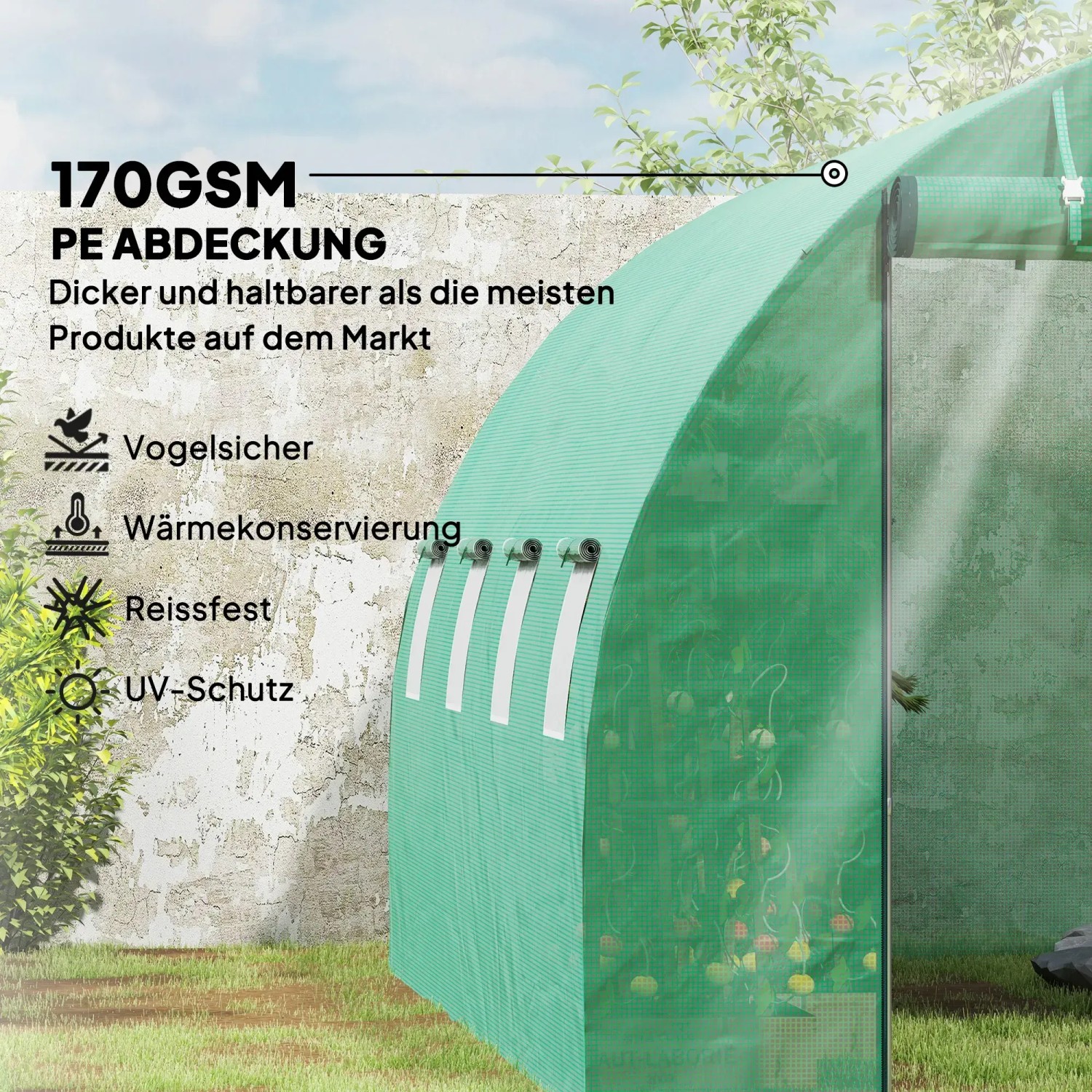 Detailansicht des Outsunny Gewächshauses mit grüner, verstärkter PE-Abdeckung und Erdanker.