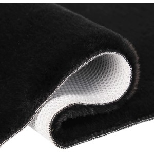 Schwarzer Lalee Badteppich Paradise (50x90 cm) mit flauschigem Flor und rutschfester Rückseite.