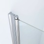Aquabatos Duschtür: Detailansicht des Chromprofils und Scharniers mit 6mm ESG Sicherheitsglas und Nanobeschichtung.
